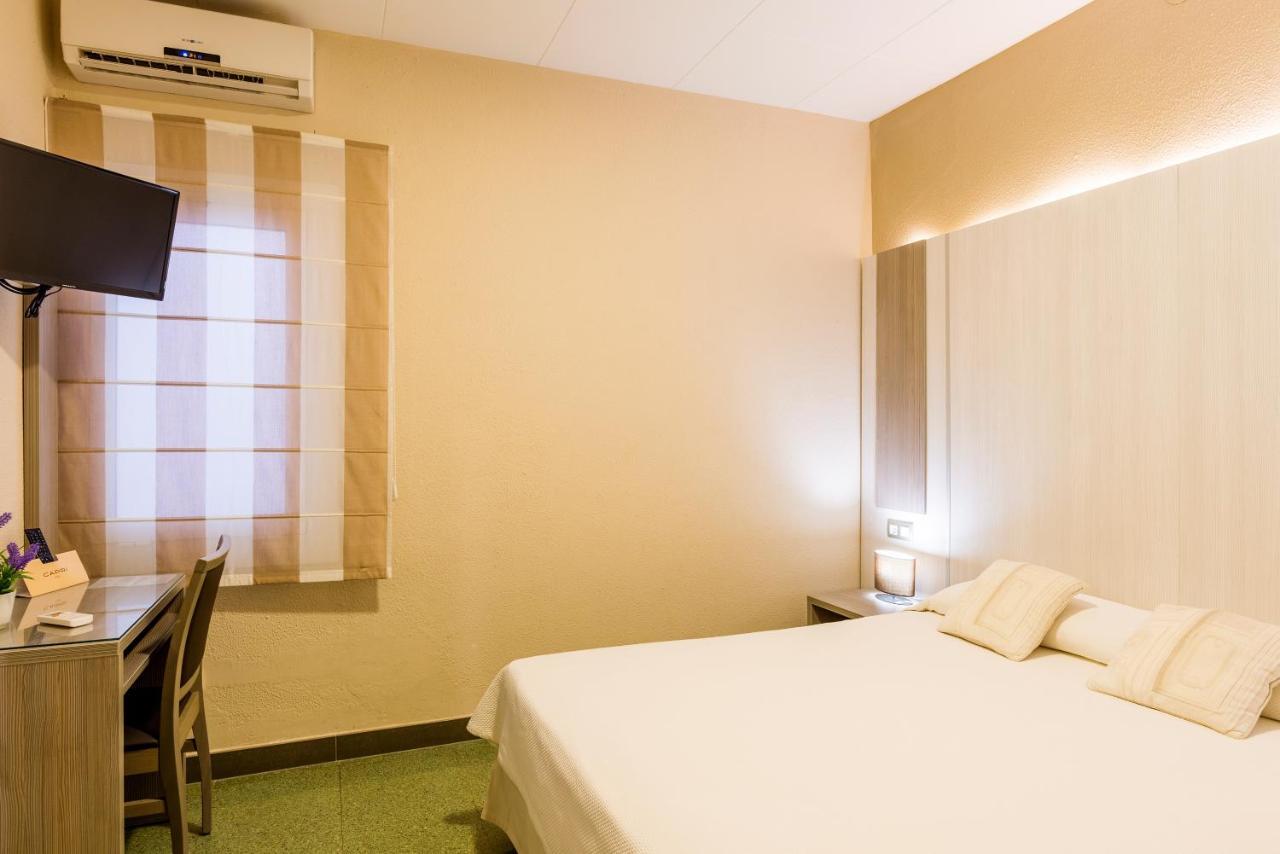 Hotel Capri توسا ذي مار المظهر الخارجي الصورة