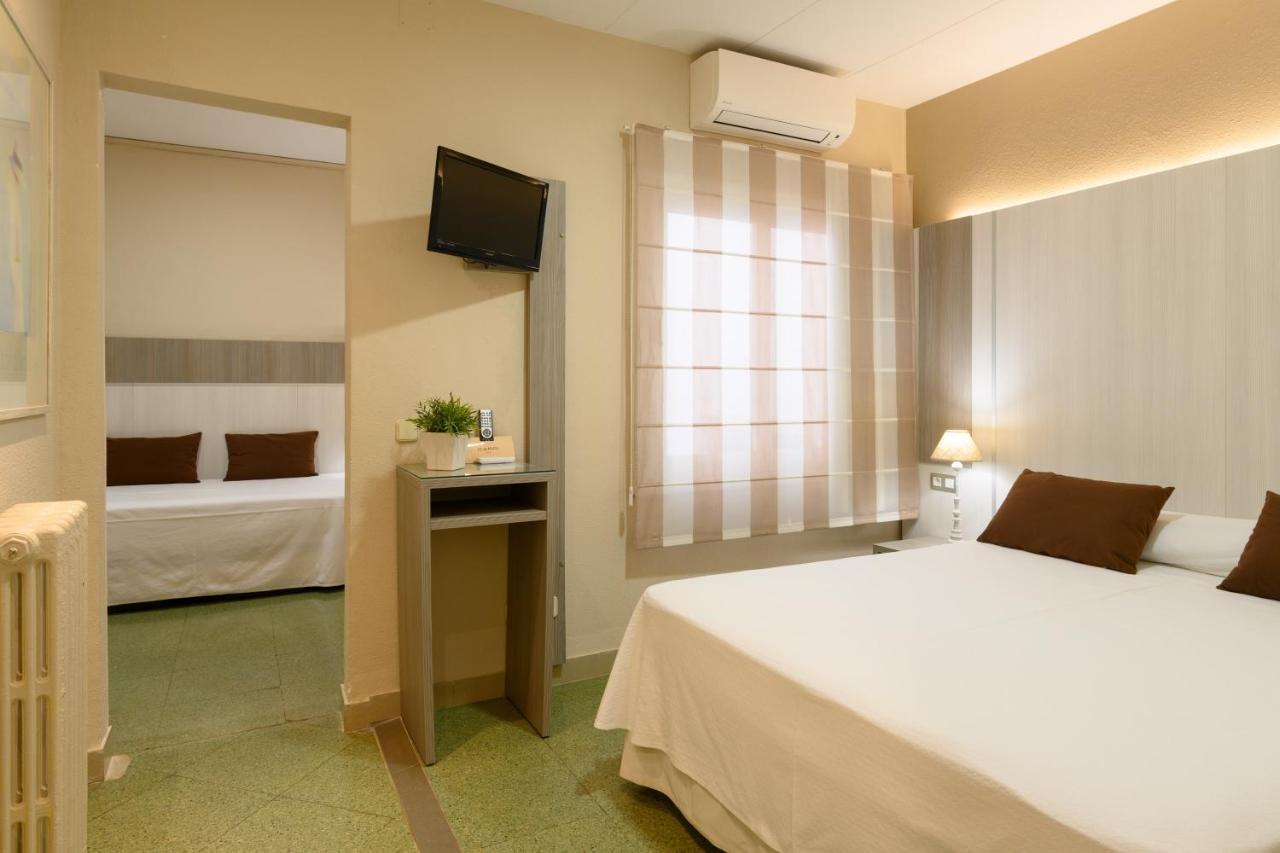 Hotel Capri توسا ذي مار المظهر الخارجي الصورة